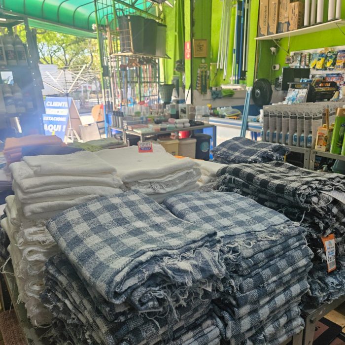 WhatsApp Image 2025-10-24 at 15.04.11 WhatsApp Image 2025-10-24 at 15.04.11